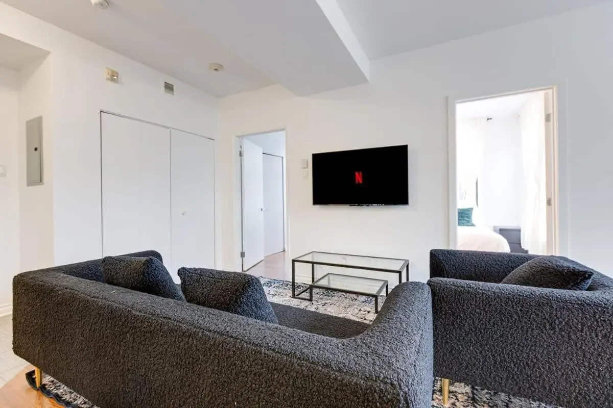 M11 Gorgeous Bright Corner 2Br In Heart Of Mtl Apartment Montreal