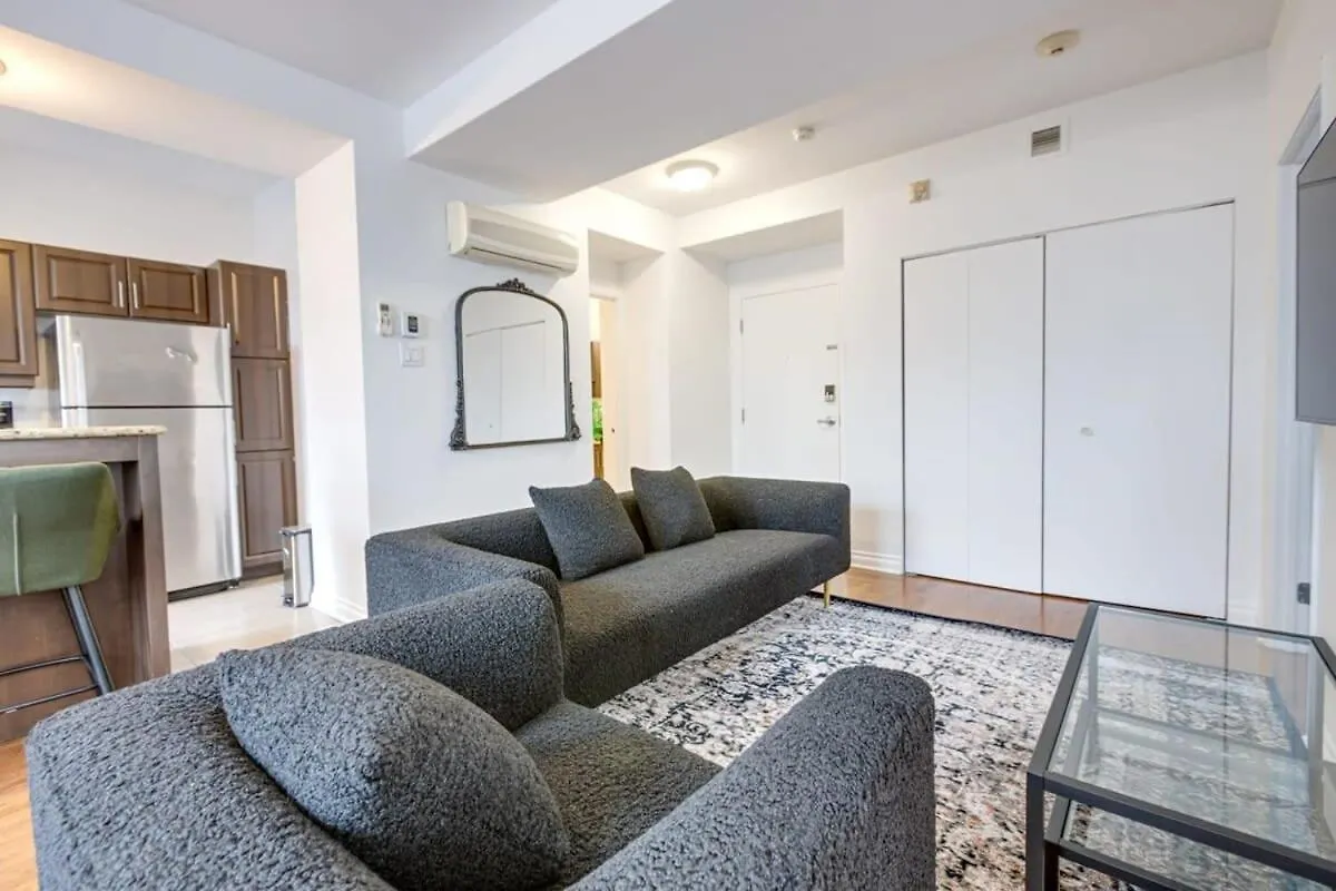 M11 Gorgeous Bright Corner 2Br In Heart Of Mtl Apartment Montreal 0*,  Canada